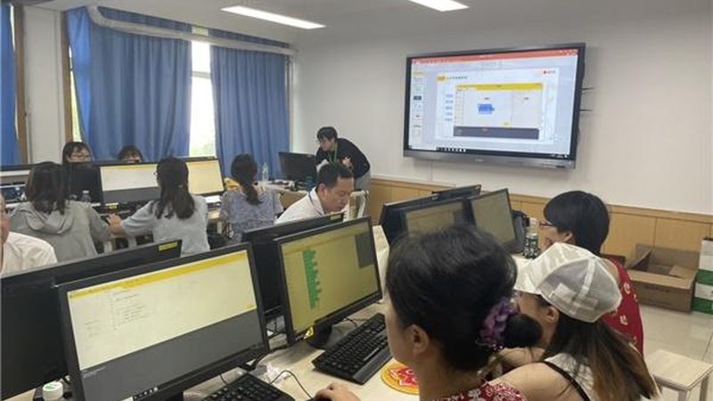 水电工与电工：揭秘职业薪资差异背后的真相